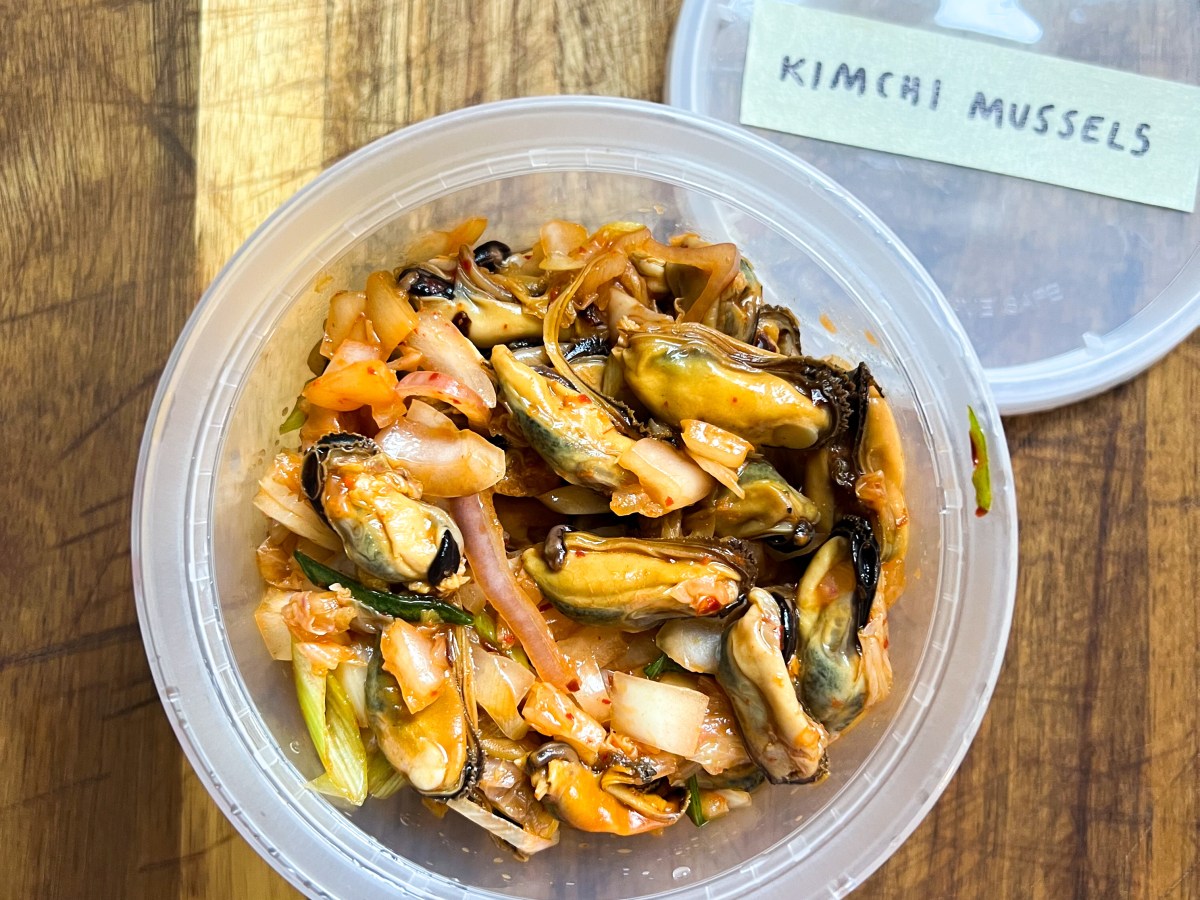 Kimchi Mussels